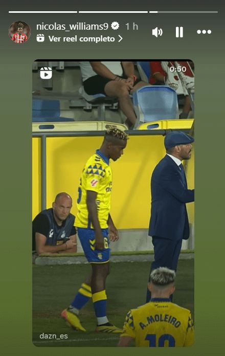  Nico Williams comparte la historia de Bassinga en sus redes sociales.