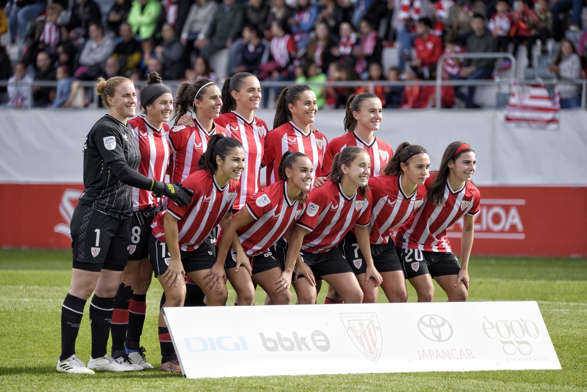  El once en el derbi femenino Athletic Club-Real Sociedad jugado en Lezama.