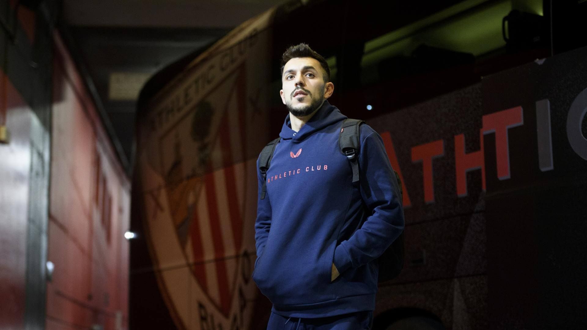  Aitor Paredes llega para jugar en Copa ante Osasuna en San Mamés.