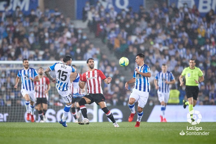  Raúl García en el derbi ante la Real.