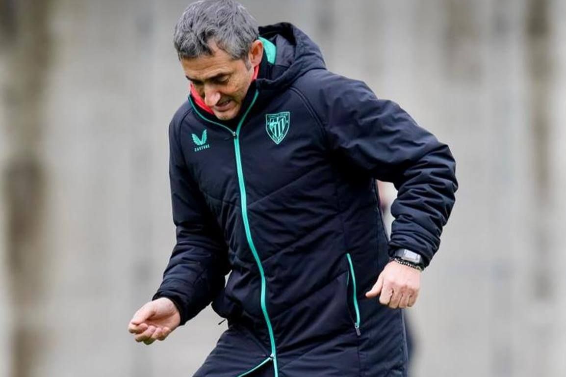  Ernesto Valverde, metido en el trabajo en Lezama, visita este domingo al Villarreal CF de Marcelino.