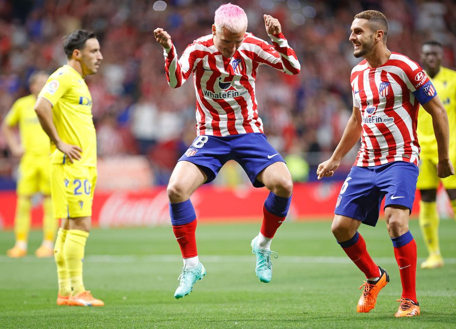  Griezmann celebra un gol ante el Cádiz.