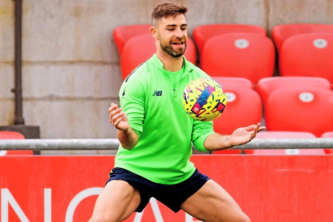 Control de pecho de Yeray entrenando en Lezama.