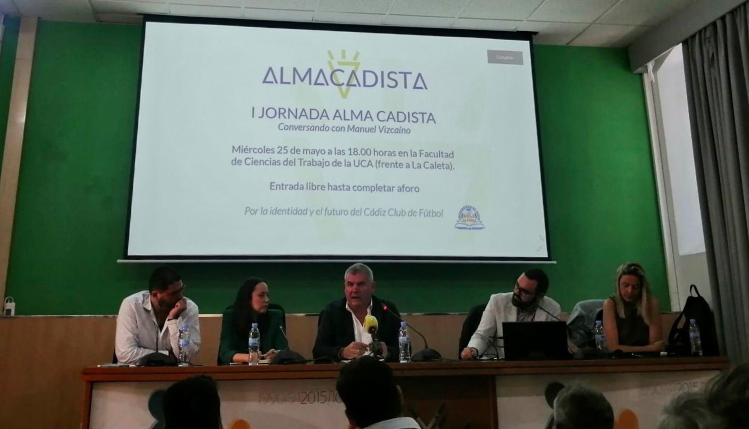  Charla con Manuel Vizcaíno durante la I Jornada organizada por Alma Cadista.