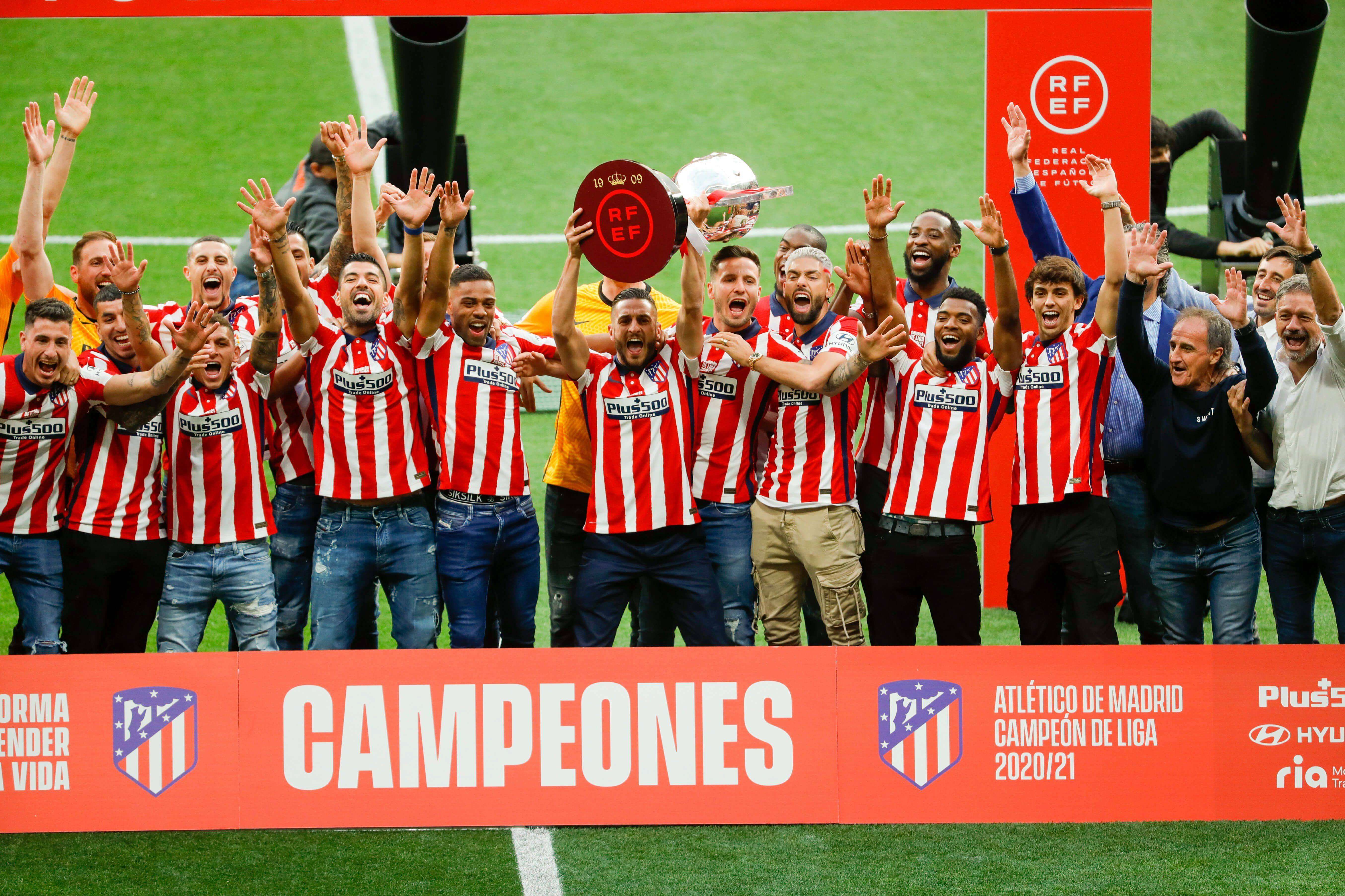  El Atlético de Madrid celebrando LALIGA 2020/21 (Fuente: Cordon Press)