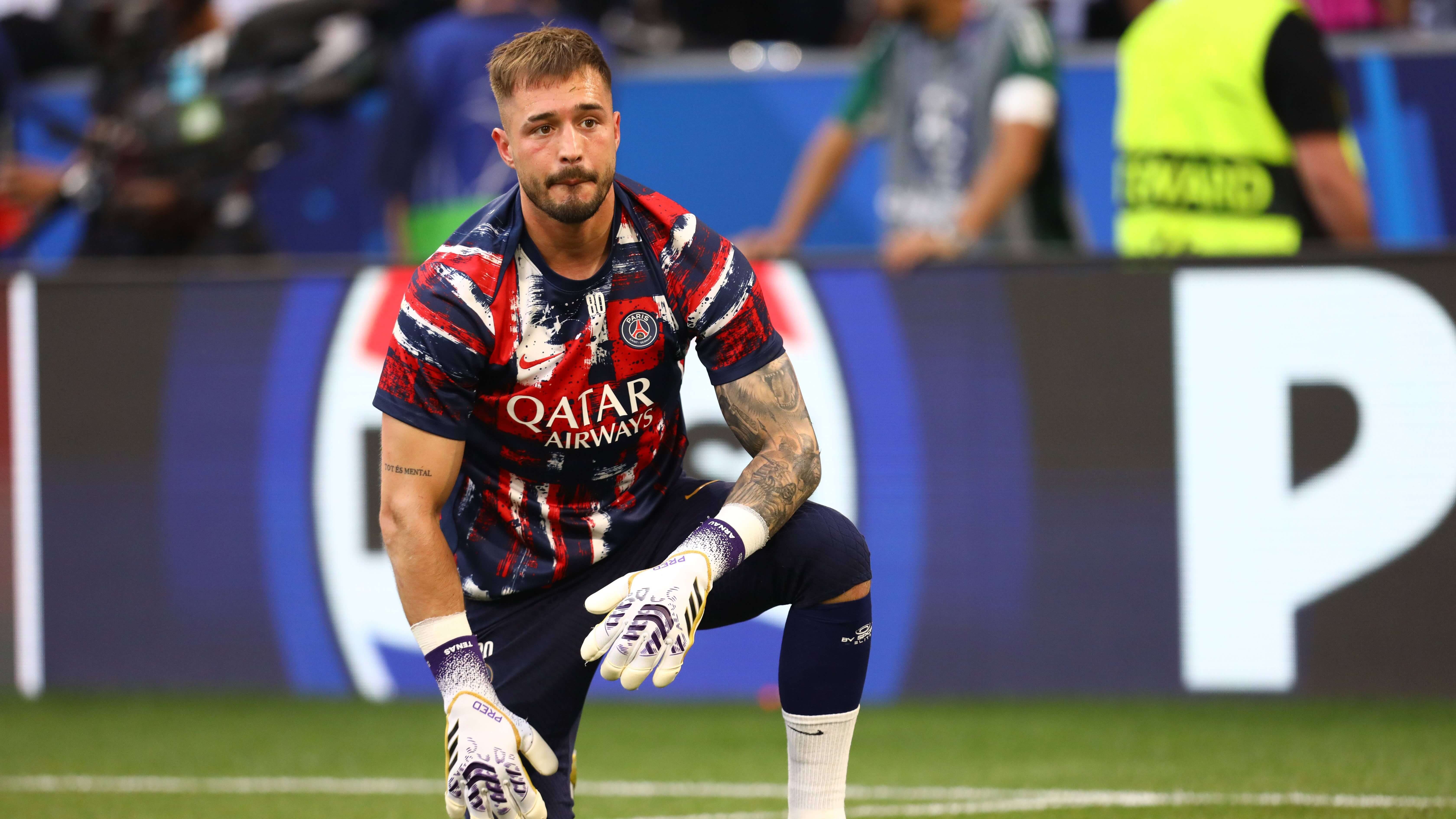  Arnau Tenas, con el PSG.