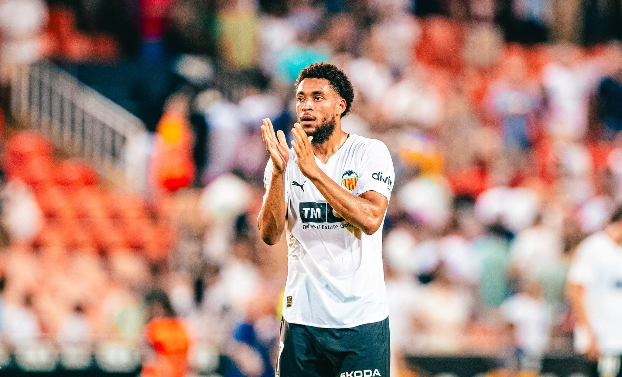  Arnaut Danjuma debuta en el Valencia CF y podría ser titular ante Osasuna