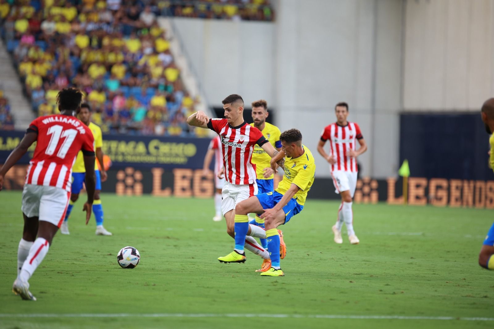 Blanco ante el Athletic en el Nuevo Mirandilla.  (Foto: Cristo García).