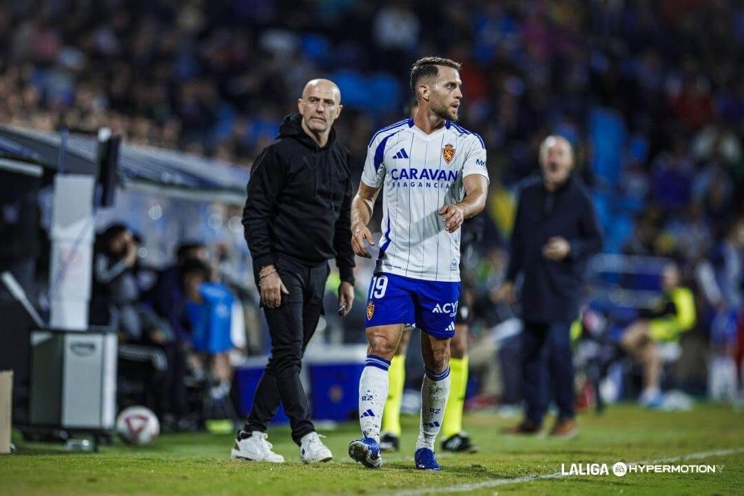 Iván Calero, junto a su padre, con el Real Zaragoza (Foto: LALIGA).