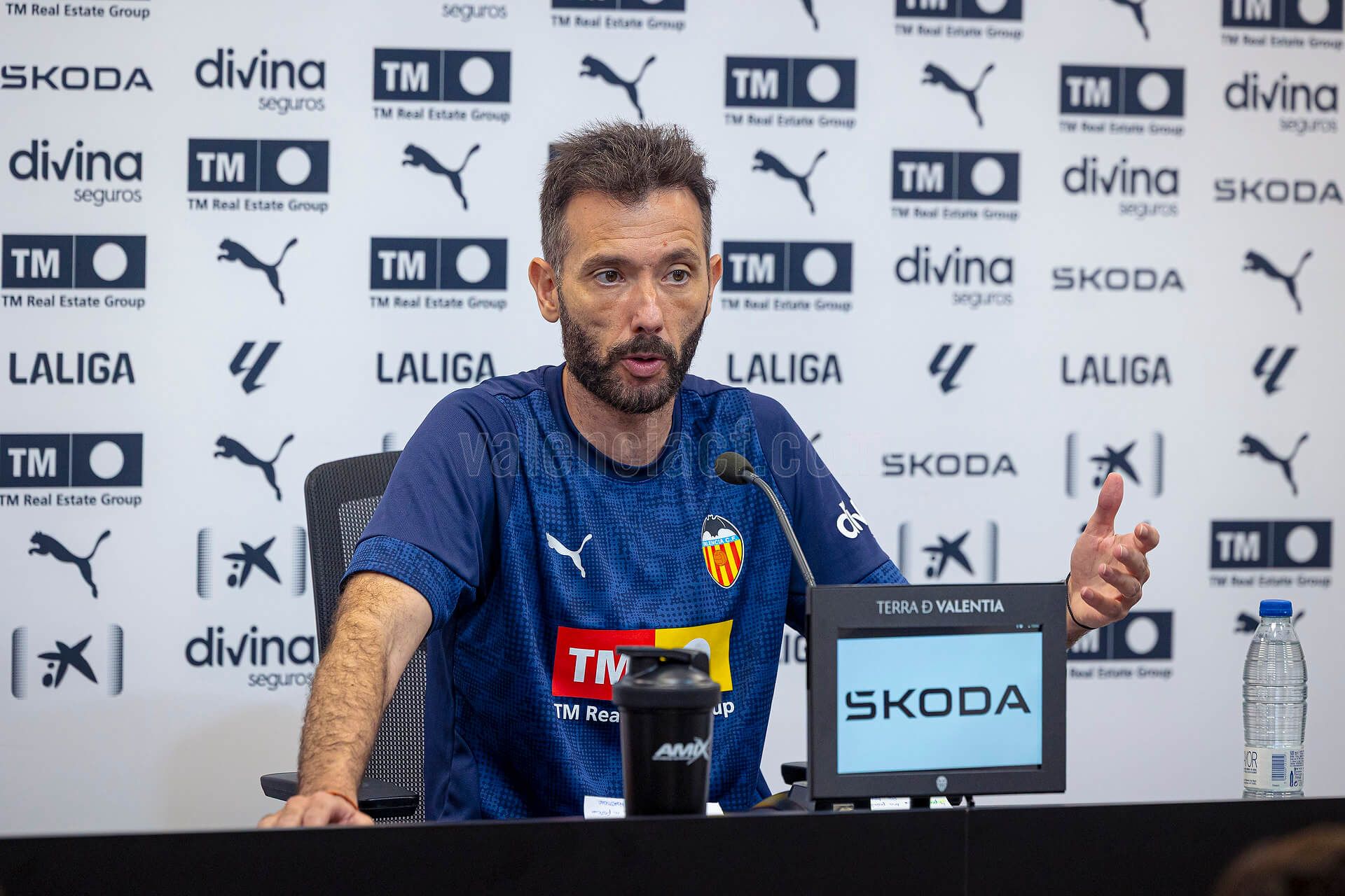  Carlos Corberán en rueda de prensa