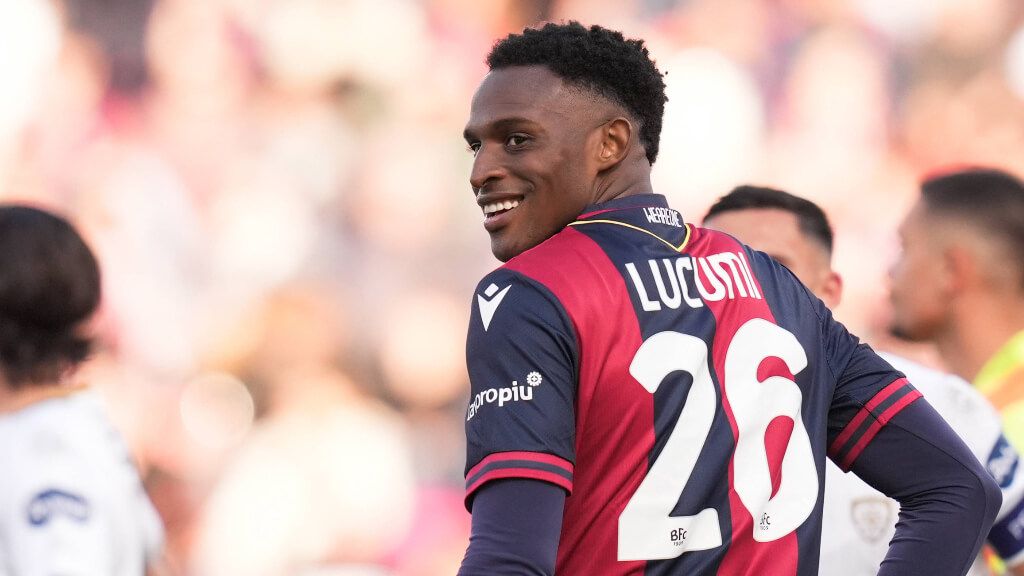 Jhon Lucumí, en un partido con el Bolonia (Cordon Press)