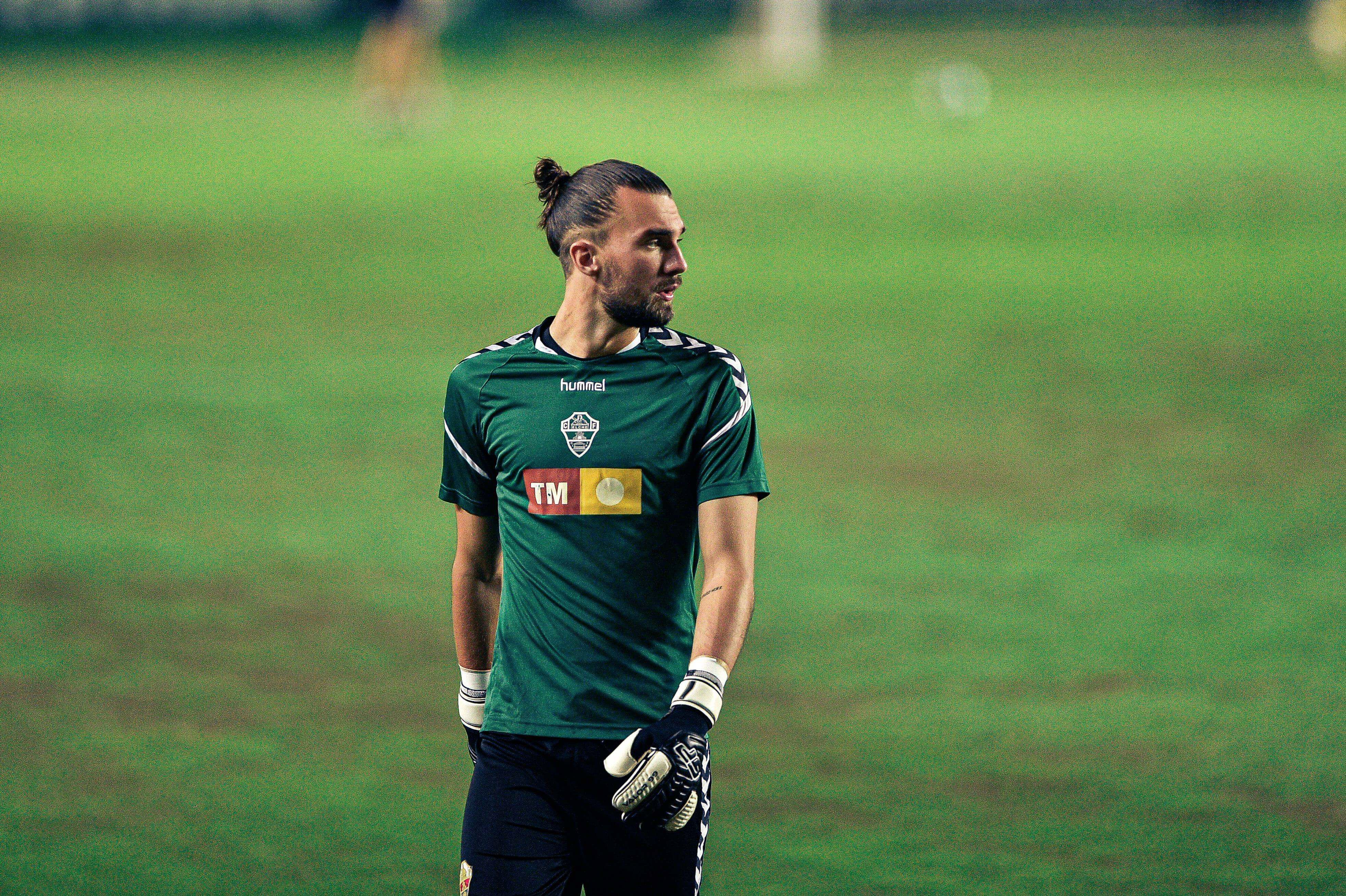  Miguel San Román, portero del Elche (Cordon Press)