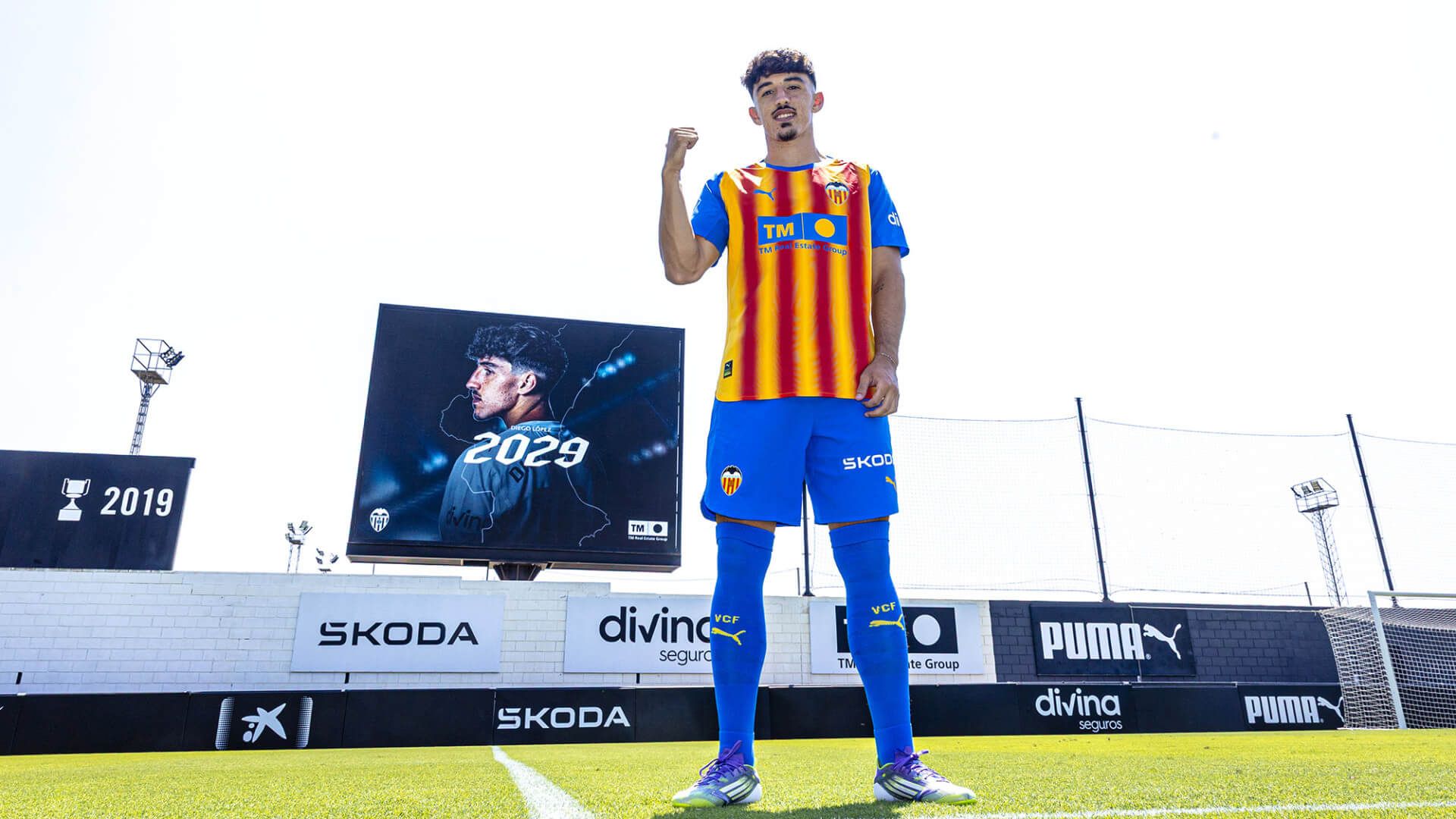 Diego López renueva con el Valencia CF