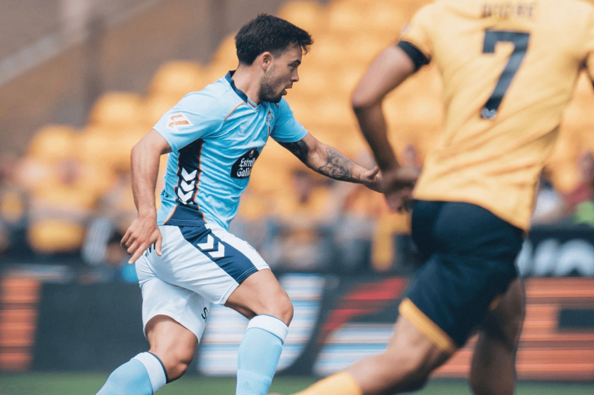 Fran Beltrán ante los Wolves.