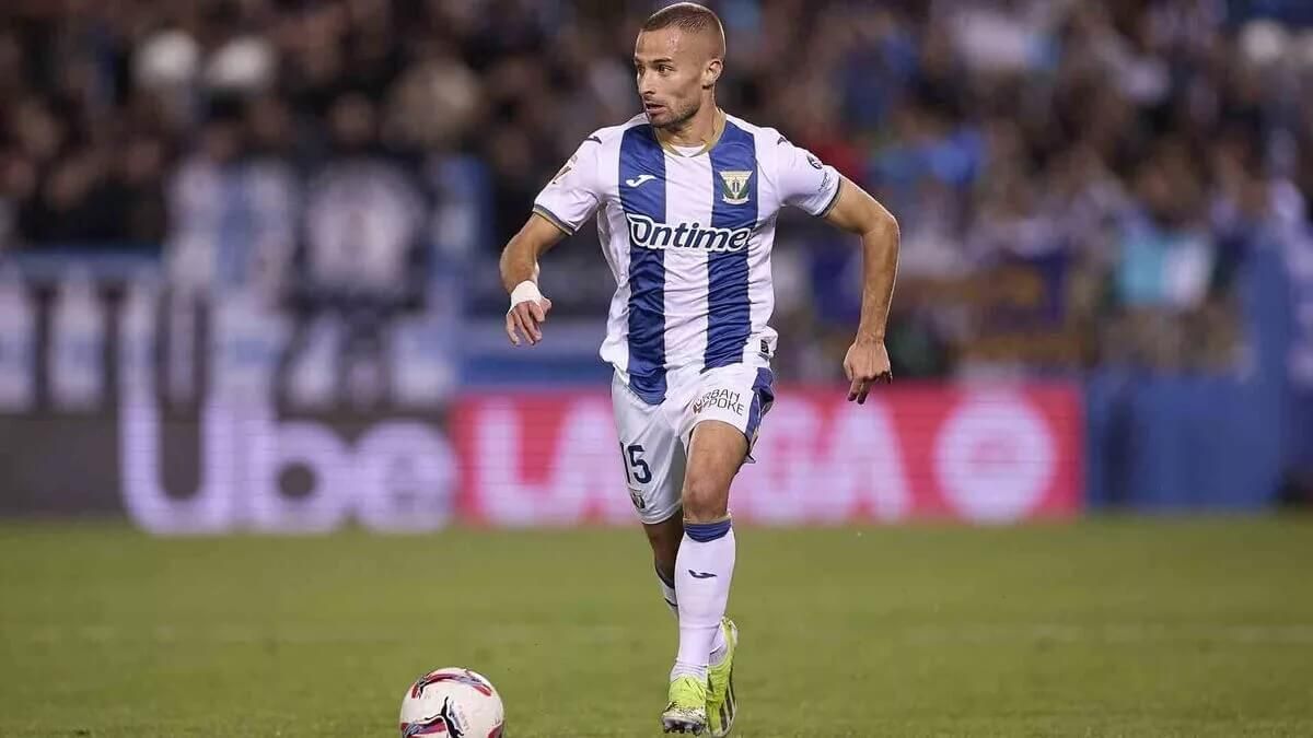  Enric Franquesa, en un partido con el Leganés.