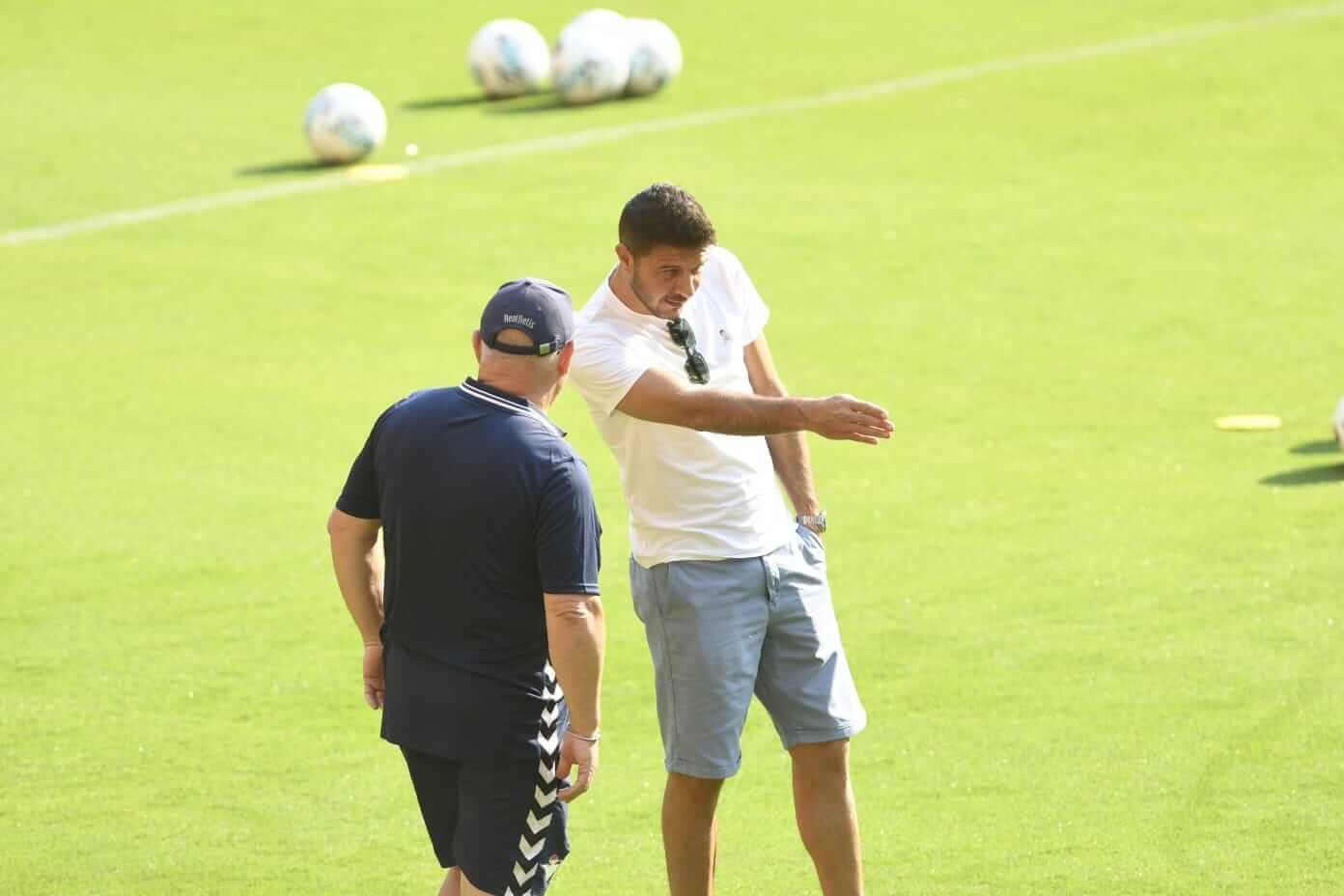  Joaquín, en el entrenamiento del Betis en La Cartuja.