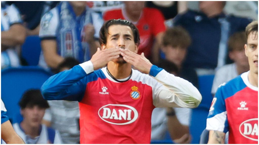  Pere Milla celebra su gol frente la Real Sociedad. (EFE)
