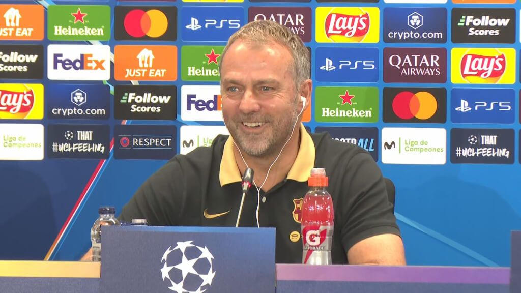  Hansi Flick en rueda de prensa