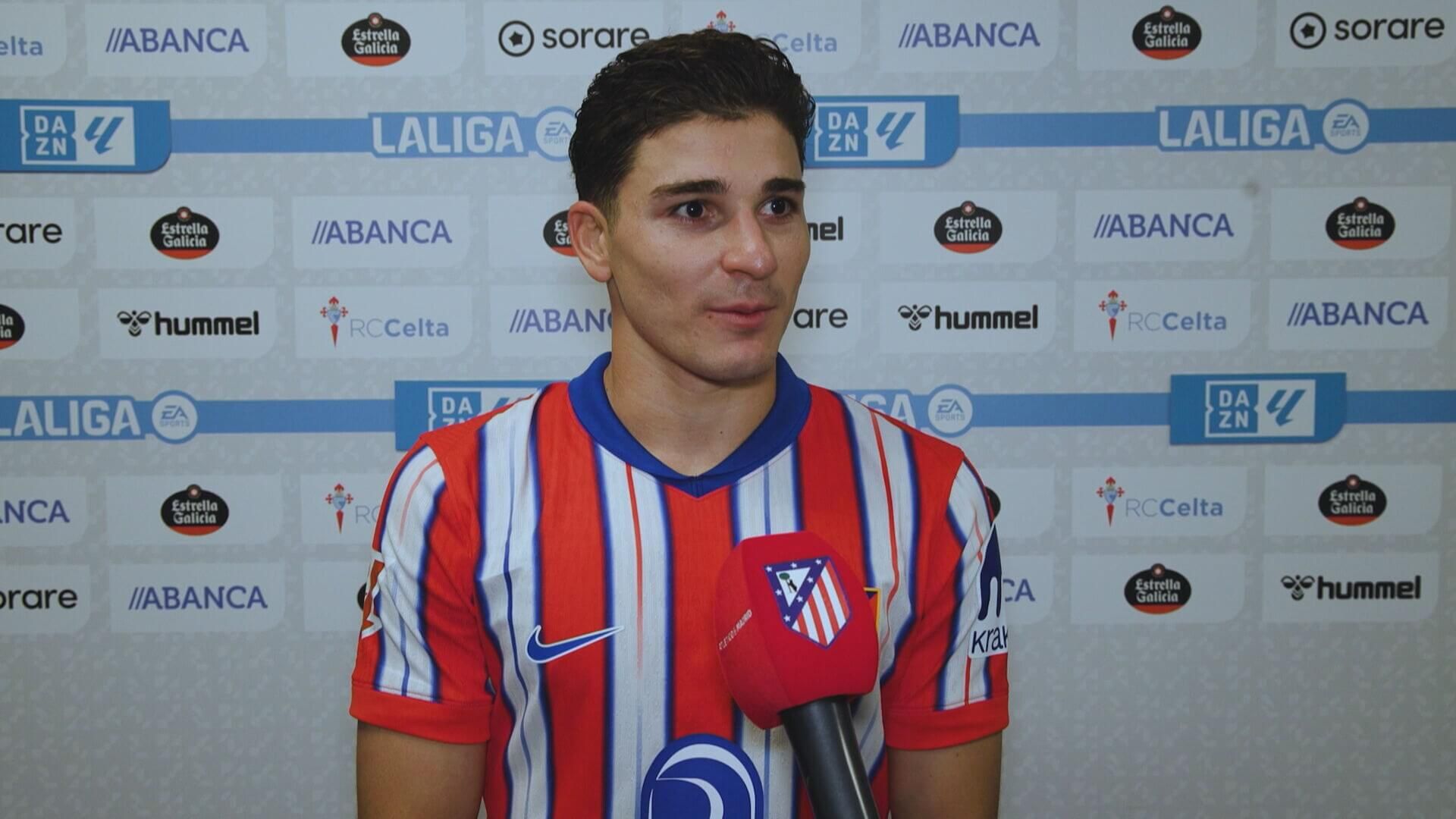 Julián Álvarez salió de la cantera del River Plate y podría ser un apoyo de Mastantuono en el Atlético.