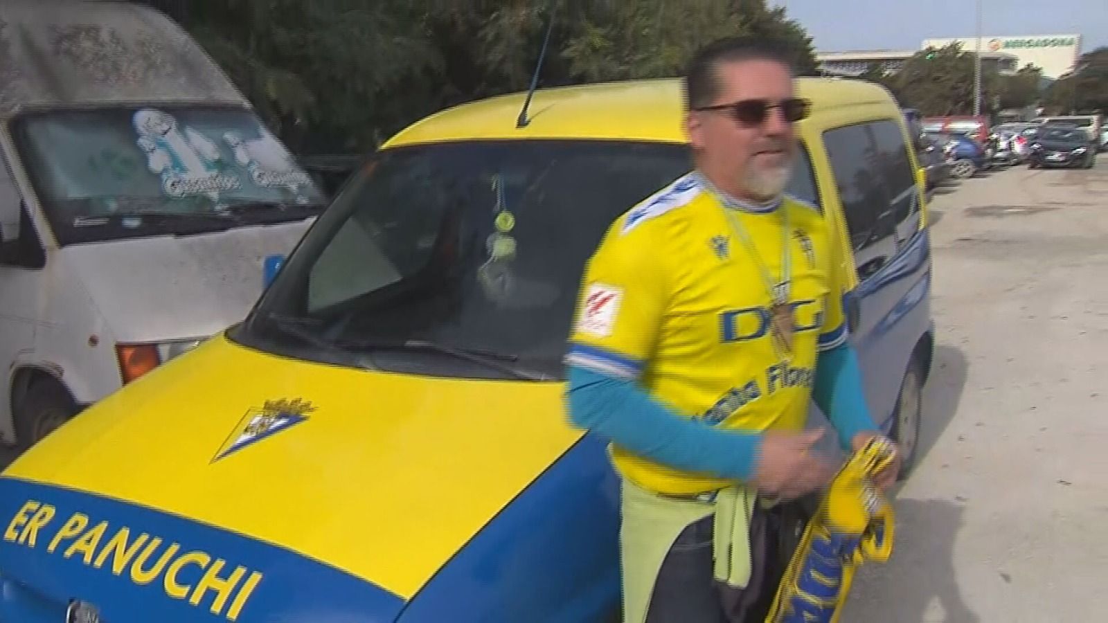  Panuchi, junto a la Panuchineta