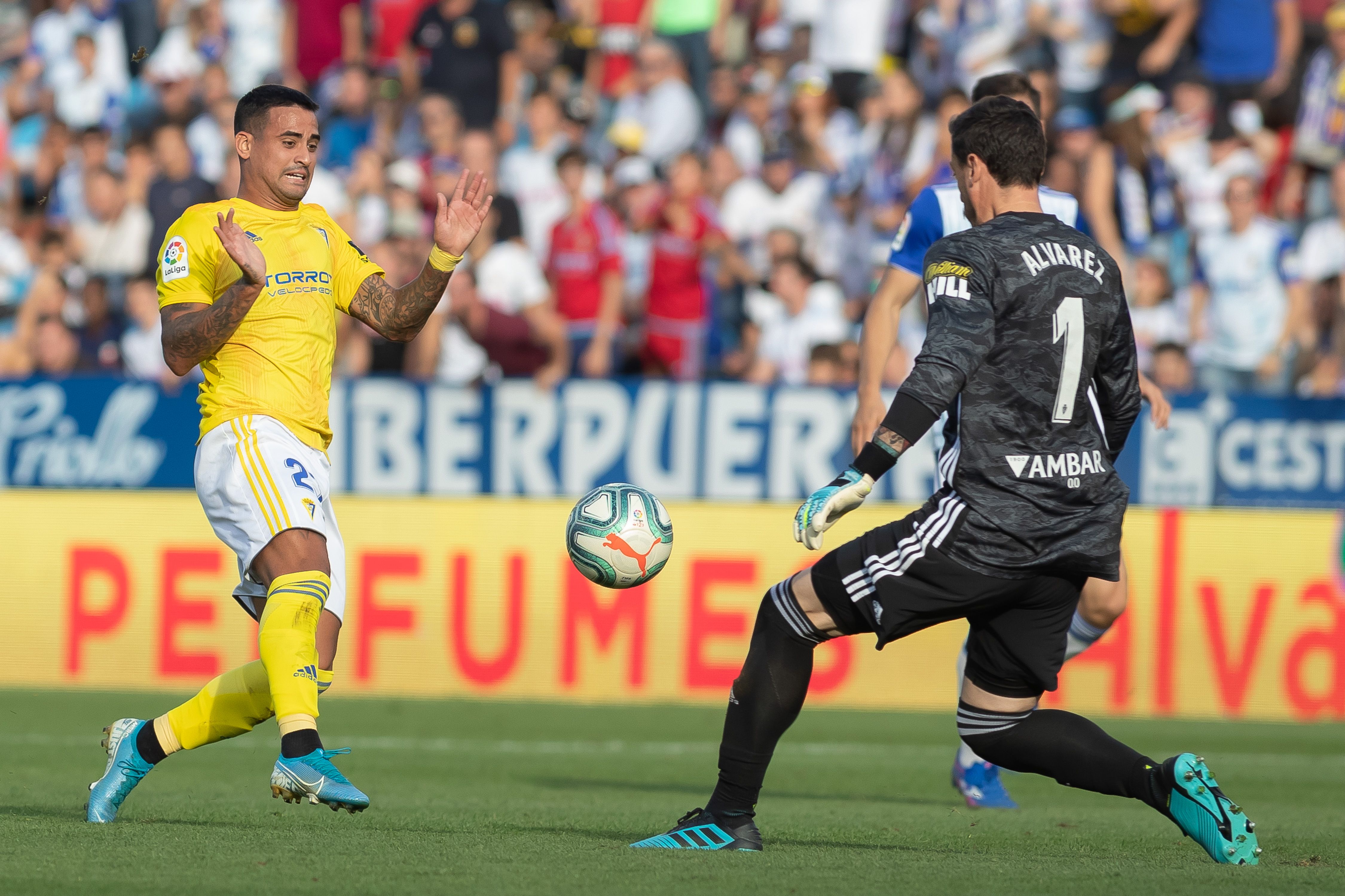  Momento del gol de Nano Mesa en el Real Zaragoza-Cádiz.