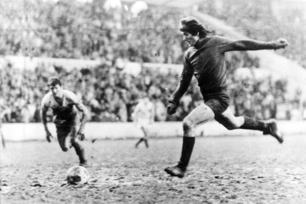  Fenoy lanzando un penalti.