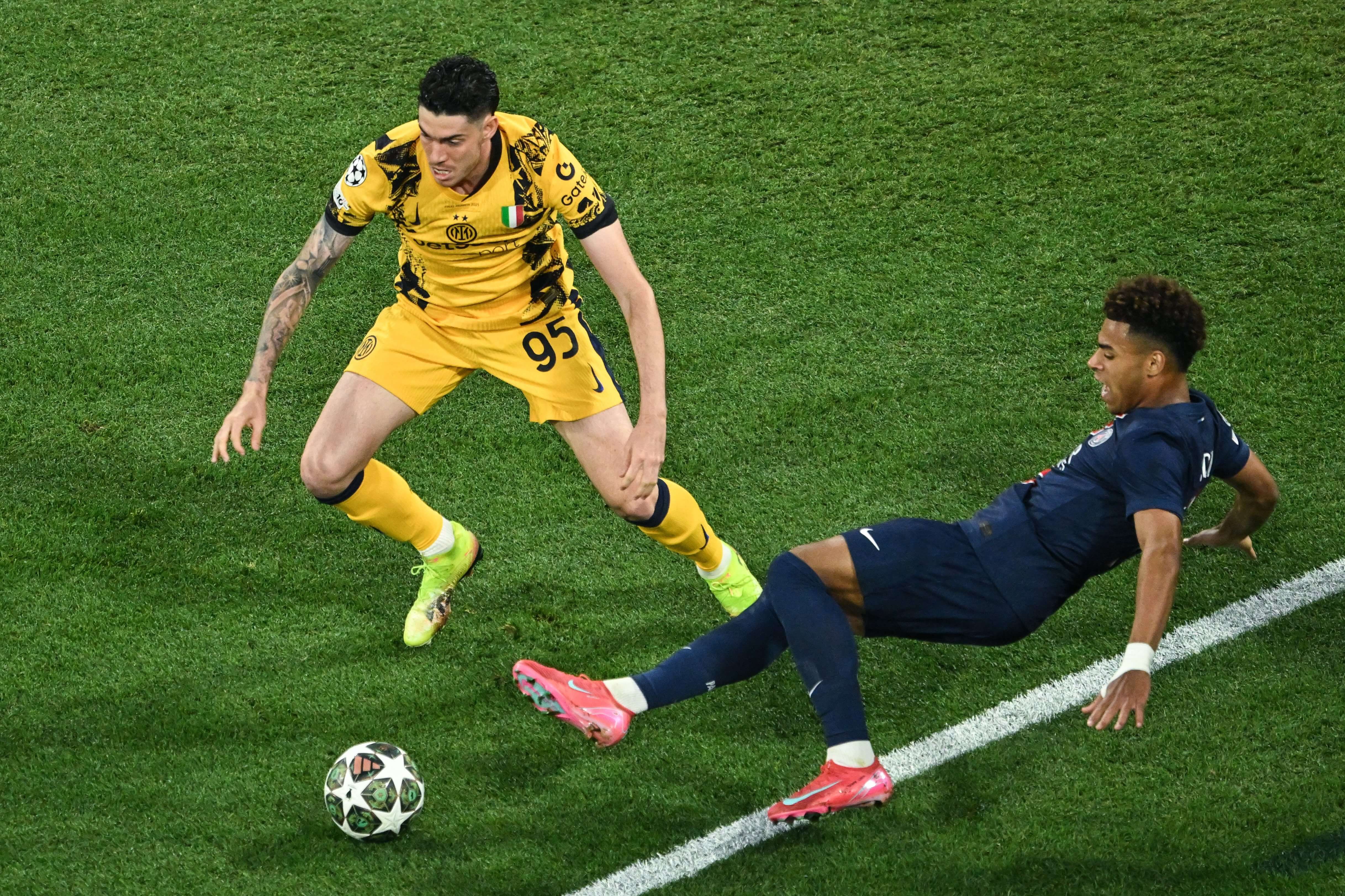 Lance de juego en el PSG-Inter. (Foto: Cordon Press)