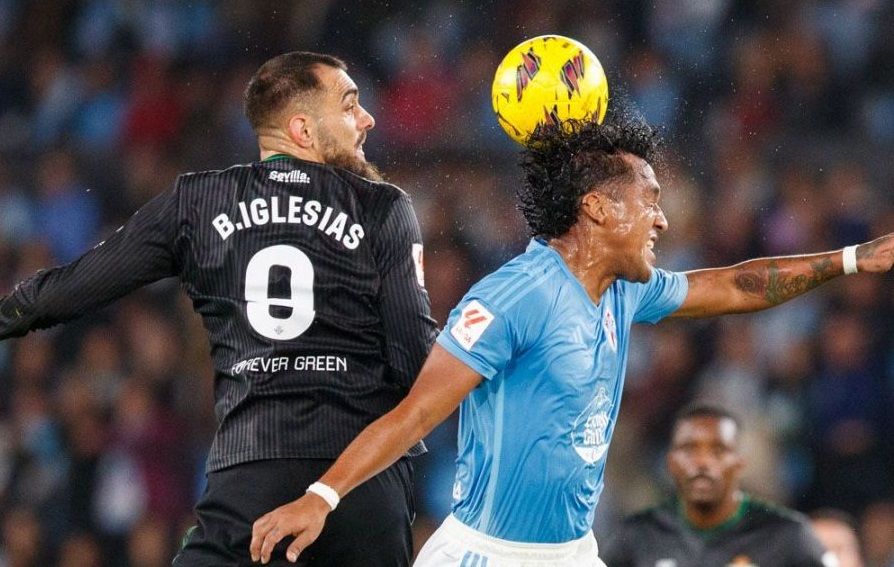  Renato Tapia y Borja Iglesias.