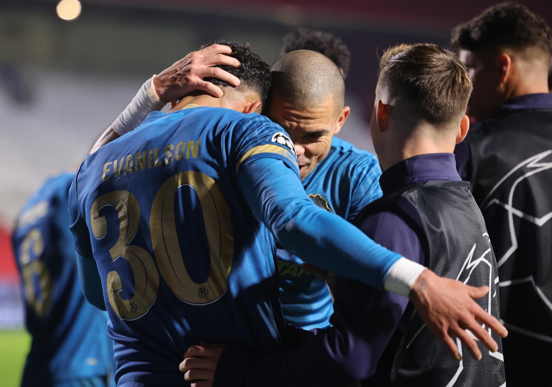  Amberes-Oporto. (Fuente: EFE).