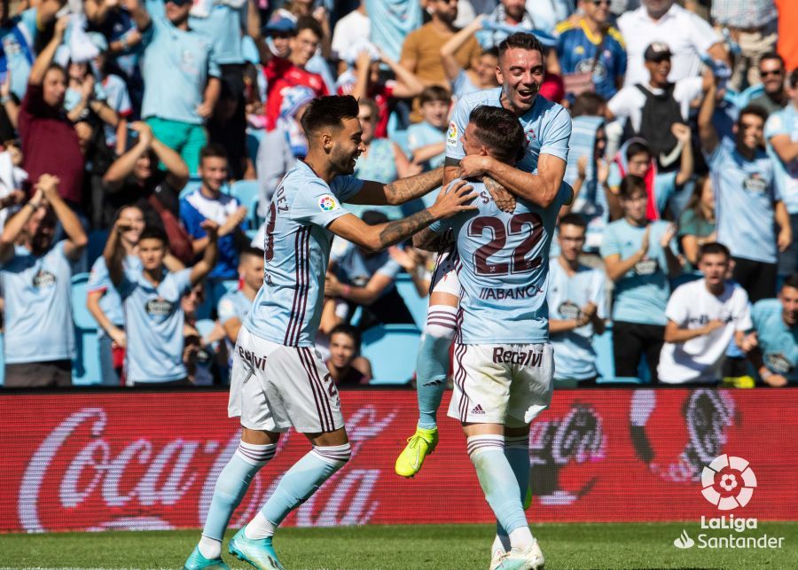  Aspas celebra junto a sus compañeros el gol ante el Athletic.