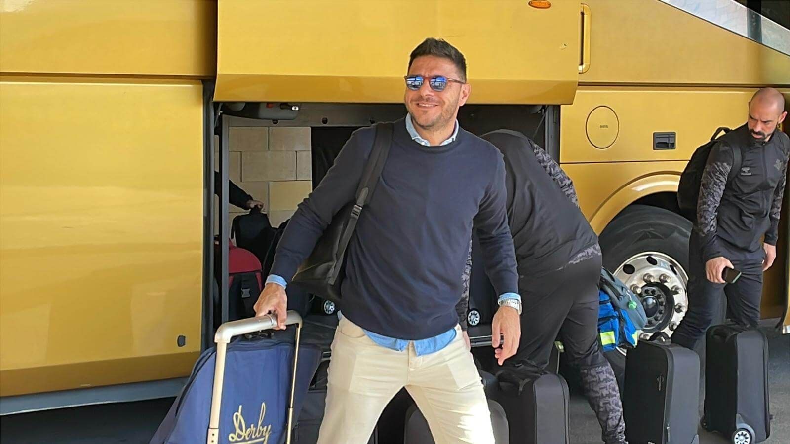  Salida del Betis hacia la República Checa.