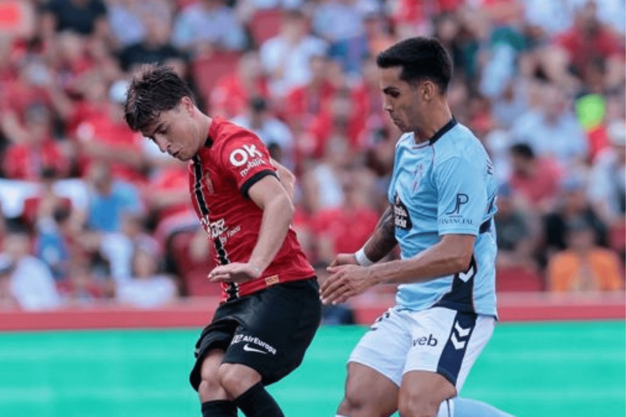 Hugo Sotelo en Son Moix ante el Mallorca.