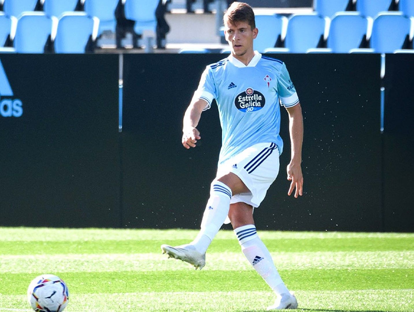  José Fontán, en un partido en Balaídos.