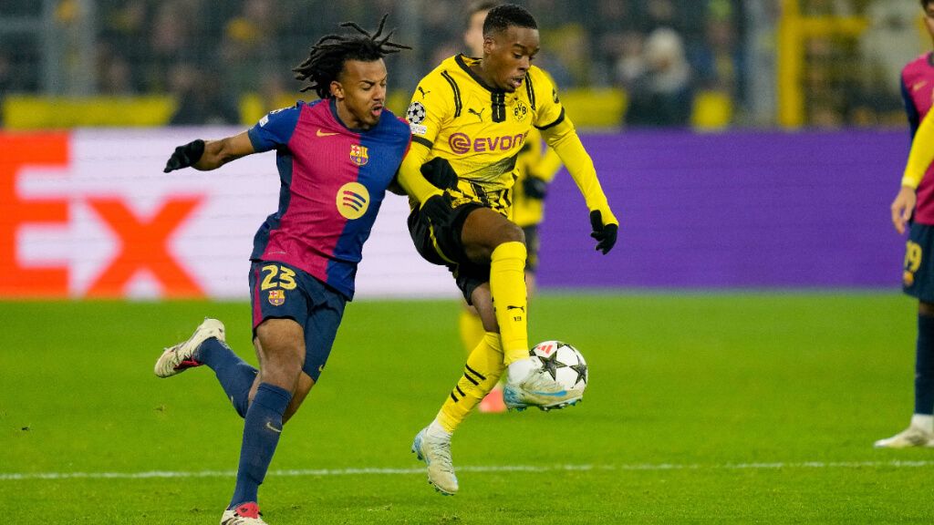 Koundé en el Barcelona-Borussia Dortmund (Cordon Press)