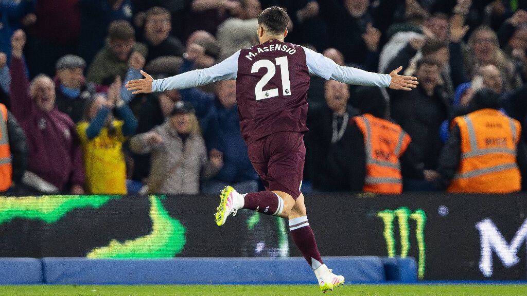  Marco Asensio celebrando un gol con el Aston Villa (Cordon Press)