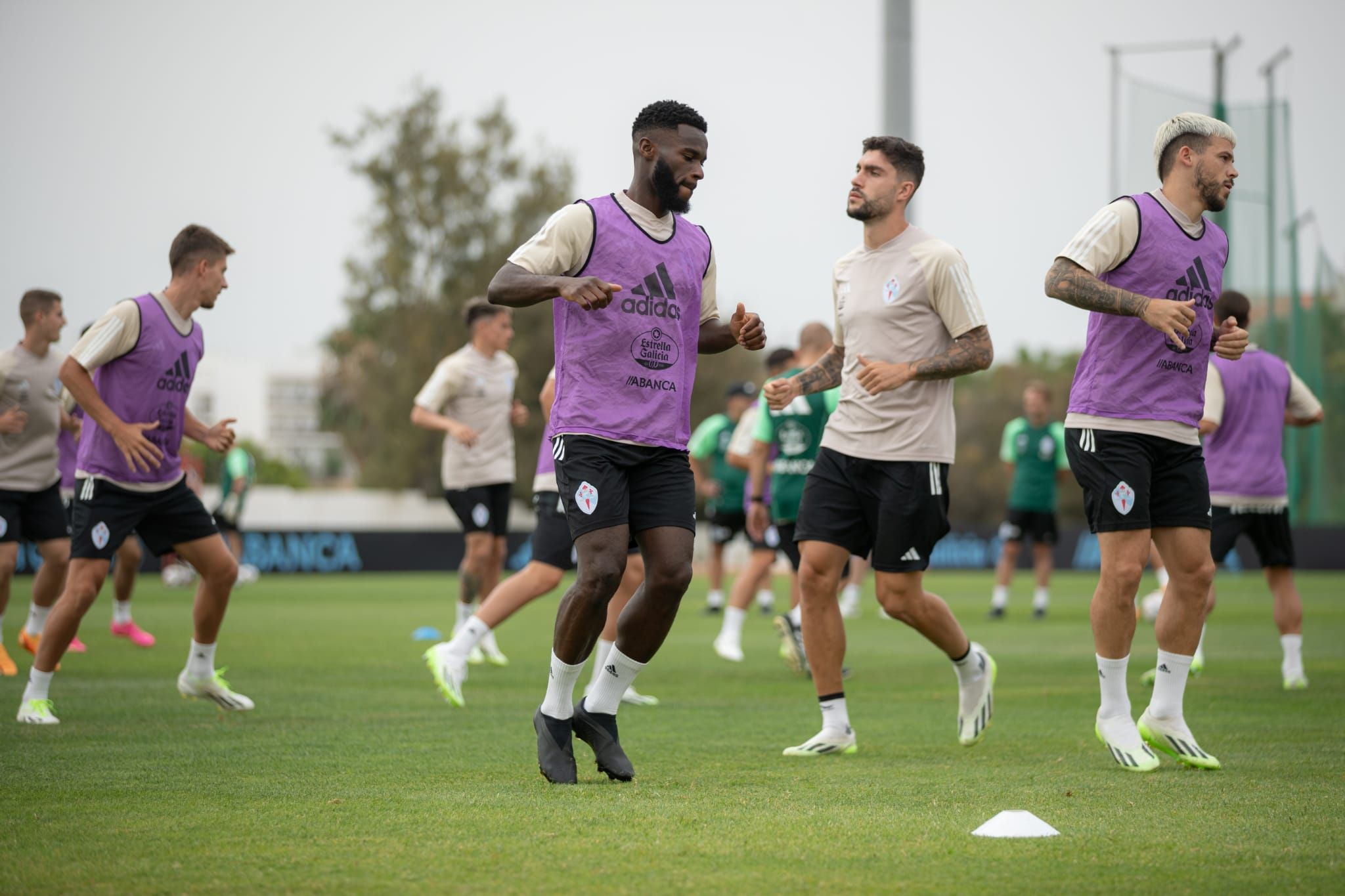  Jonathan Bamba, en su primer entrenamiento con el Celta.
