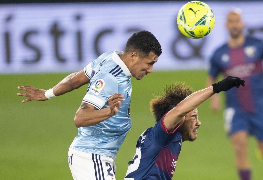  Murillo, durante el Celta-Huesca.