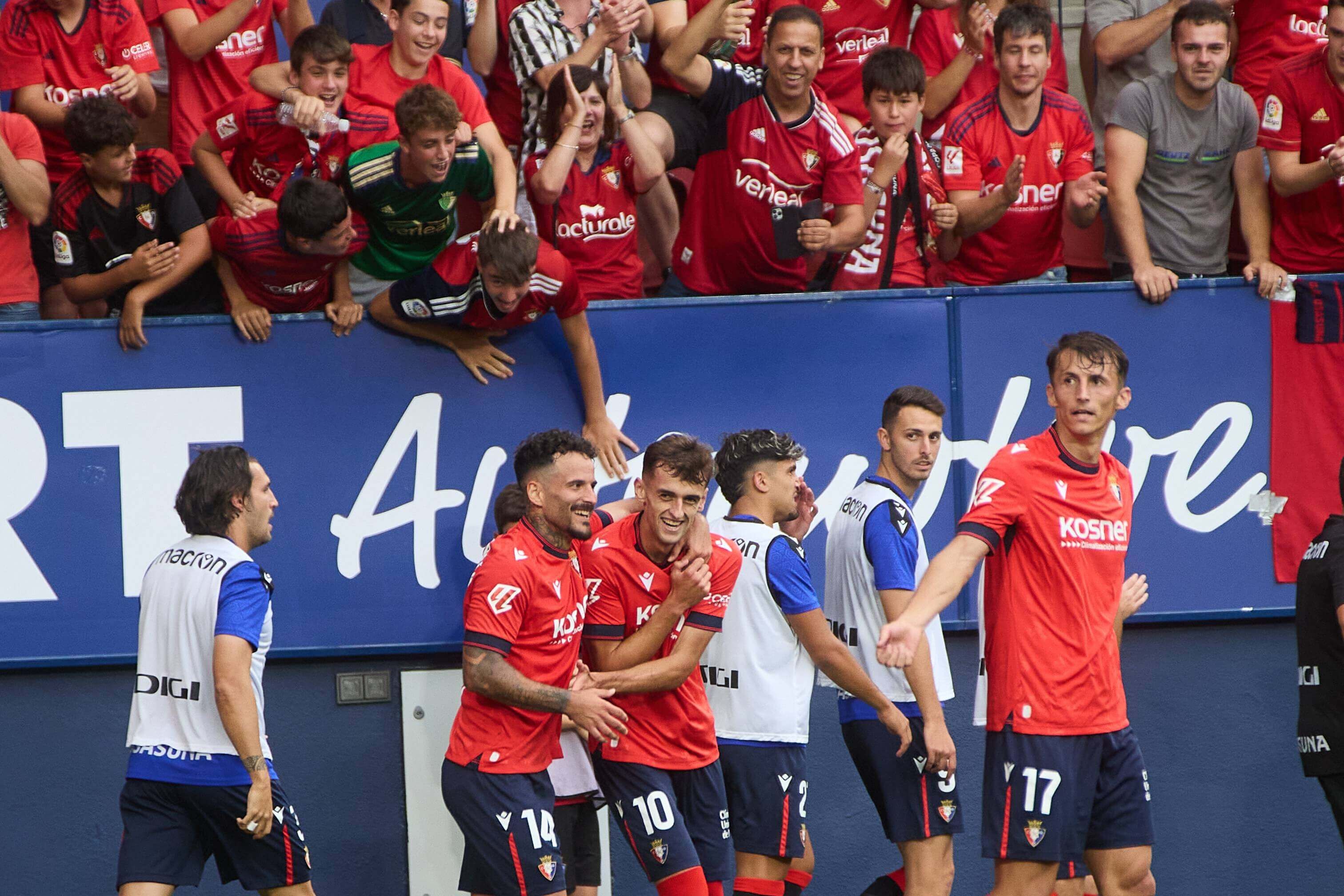 Rubén García celebra su gol en el Osasuna-Mallorca.