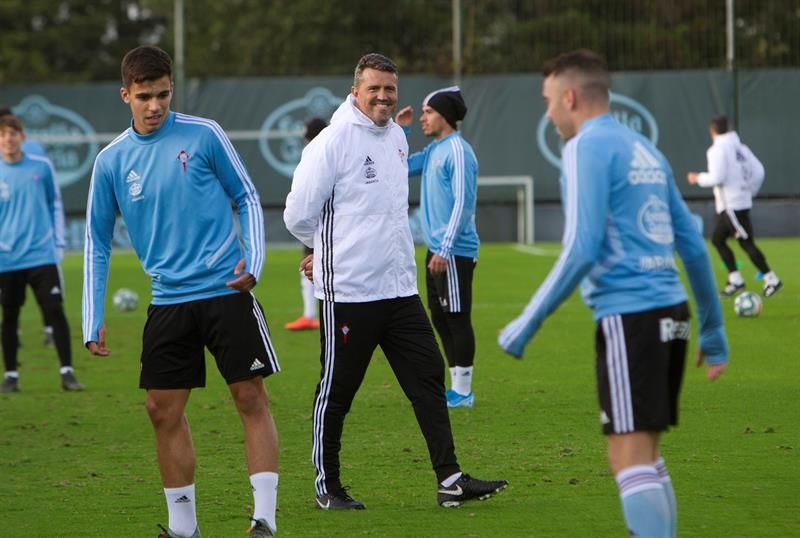  Óscar García, en un entrenamiento del Celta.