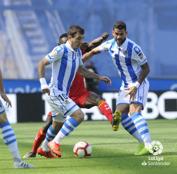 Oyarzabal y Willian José, en un lance del Real-Getafe.