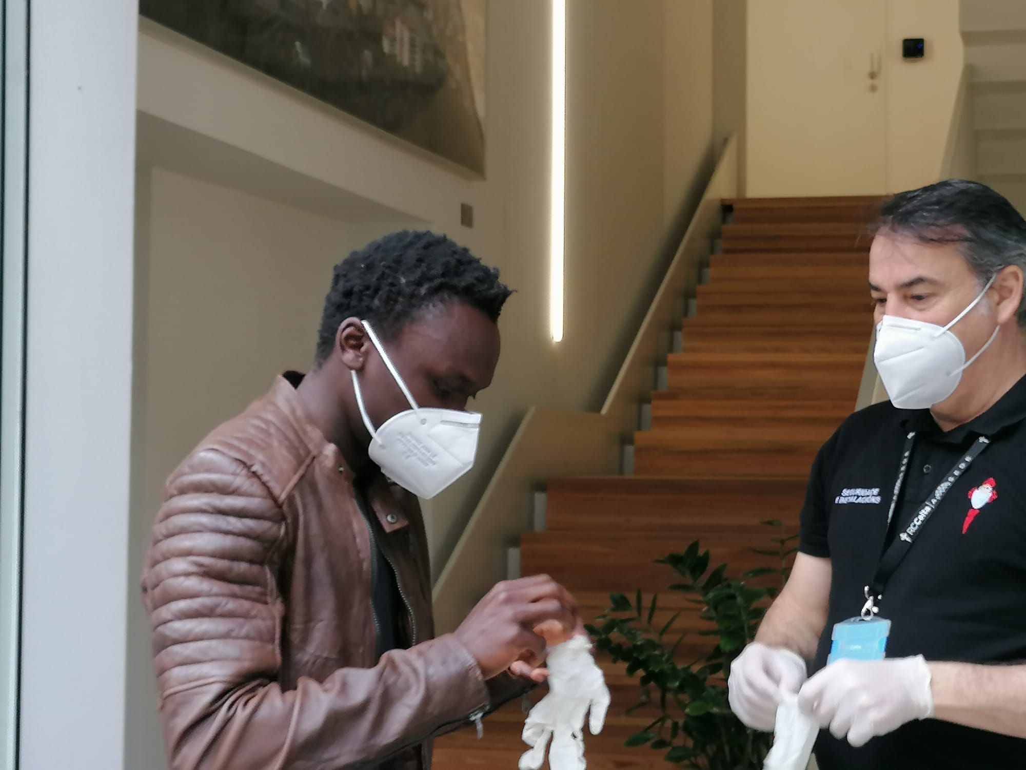  Pione Sisto realizándose los test del coronavirus en A Sede.