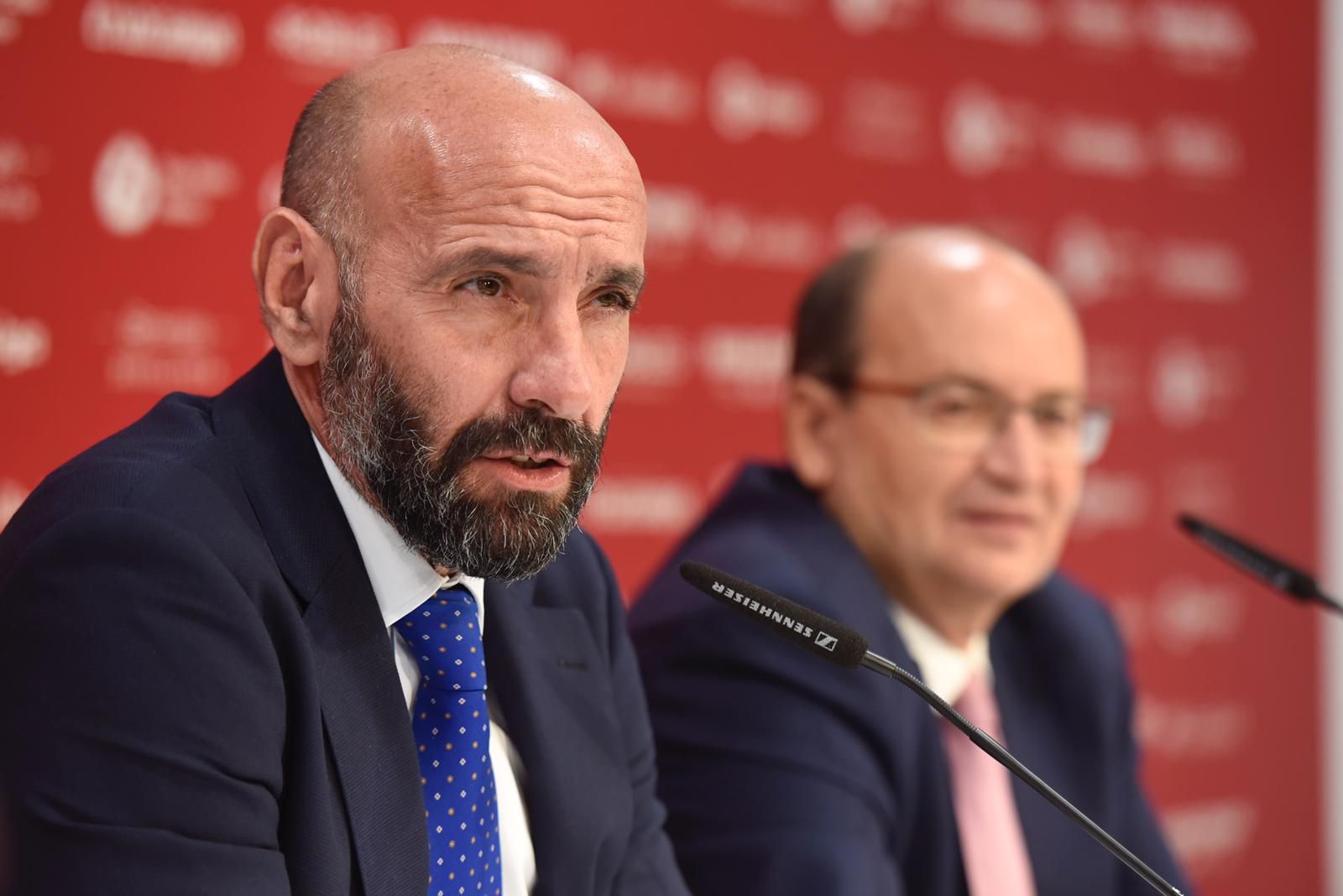  Monchi durante la presentación de Rony Lopes (Foto: Kiko hur