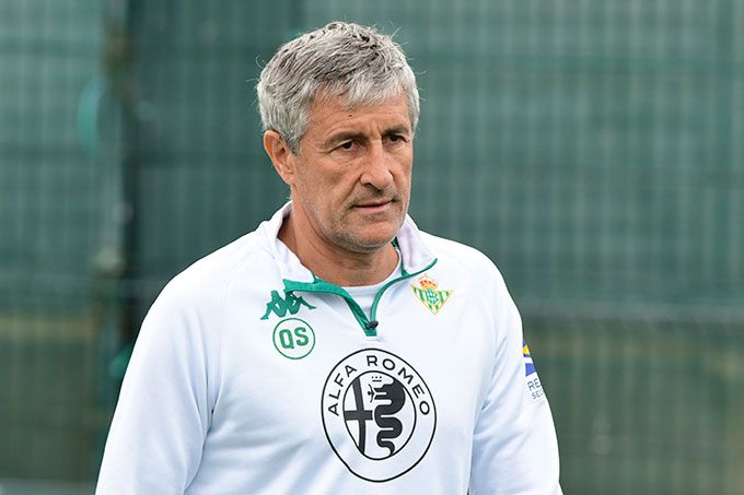  Setién, en el entrenamiento.