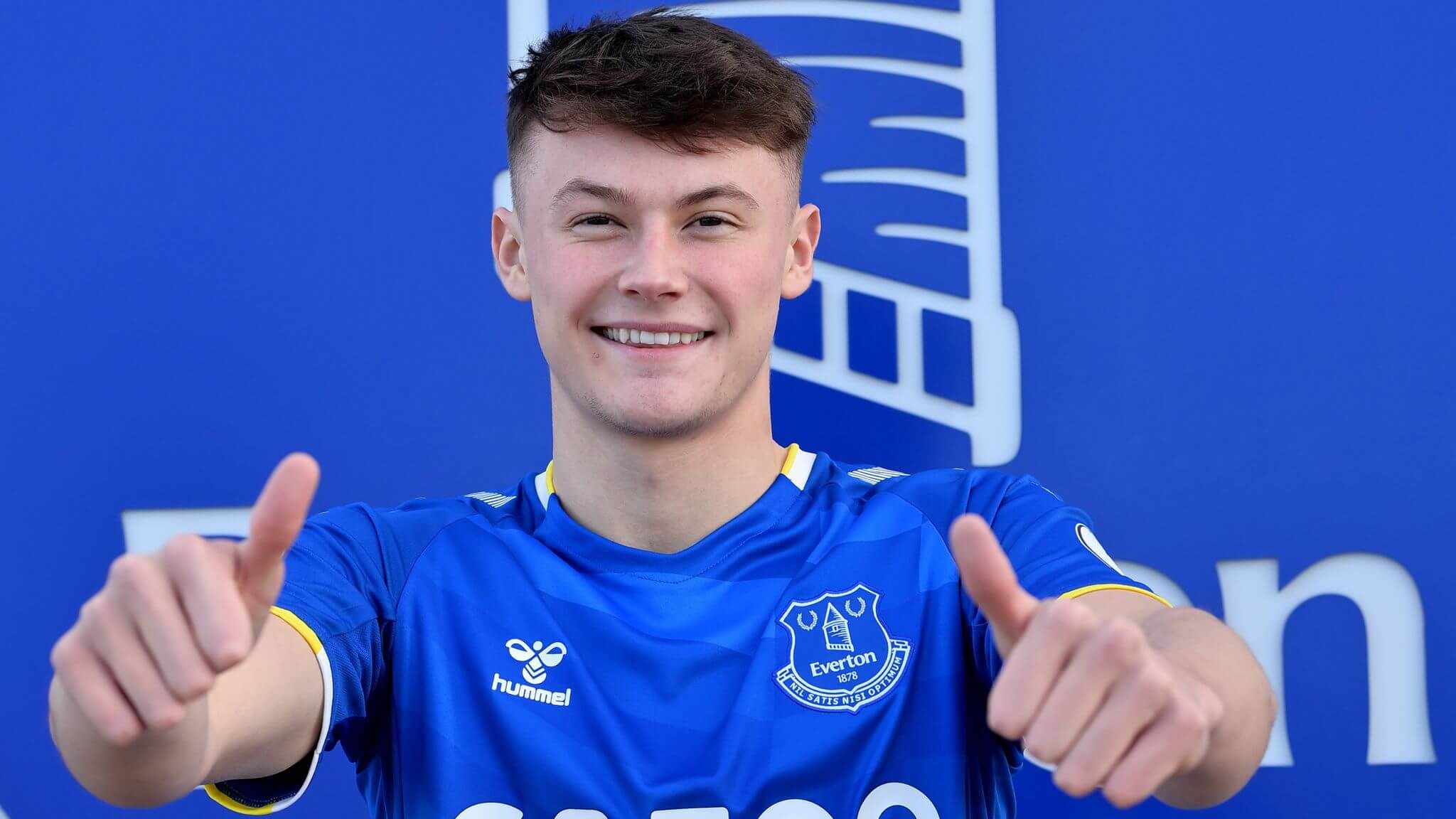 Nathan Patterson, con el Everton.