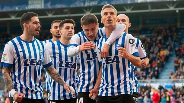 Salva Sevilla con el Deportivo Alavés