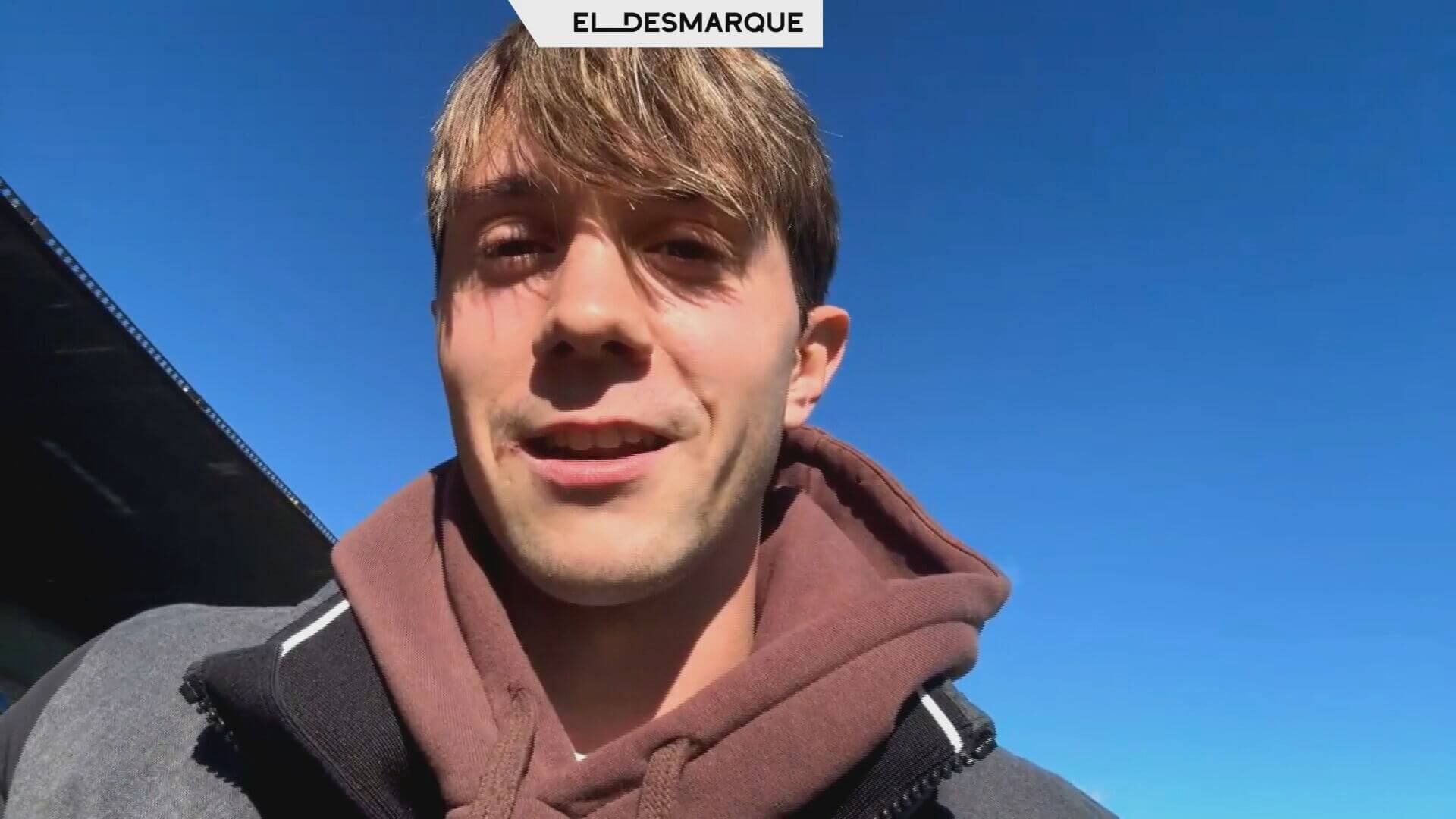  Adri Carrión atiende a ElDesmarque