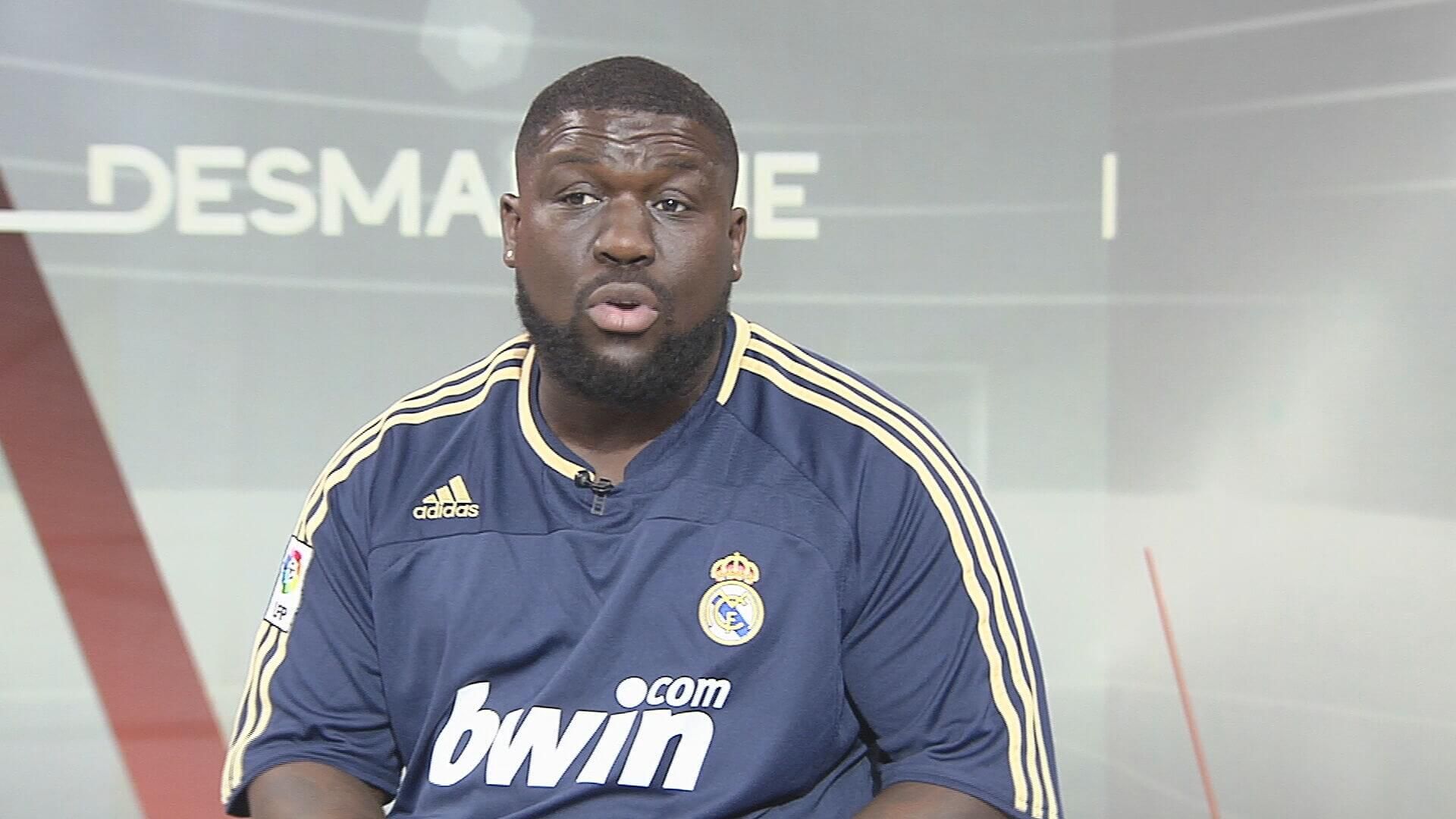 Royston Drenthe atiende a ElDesmarque