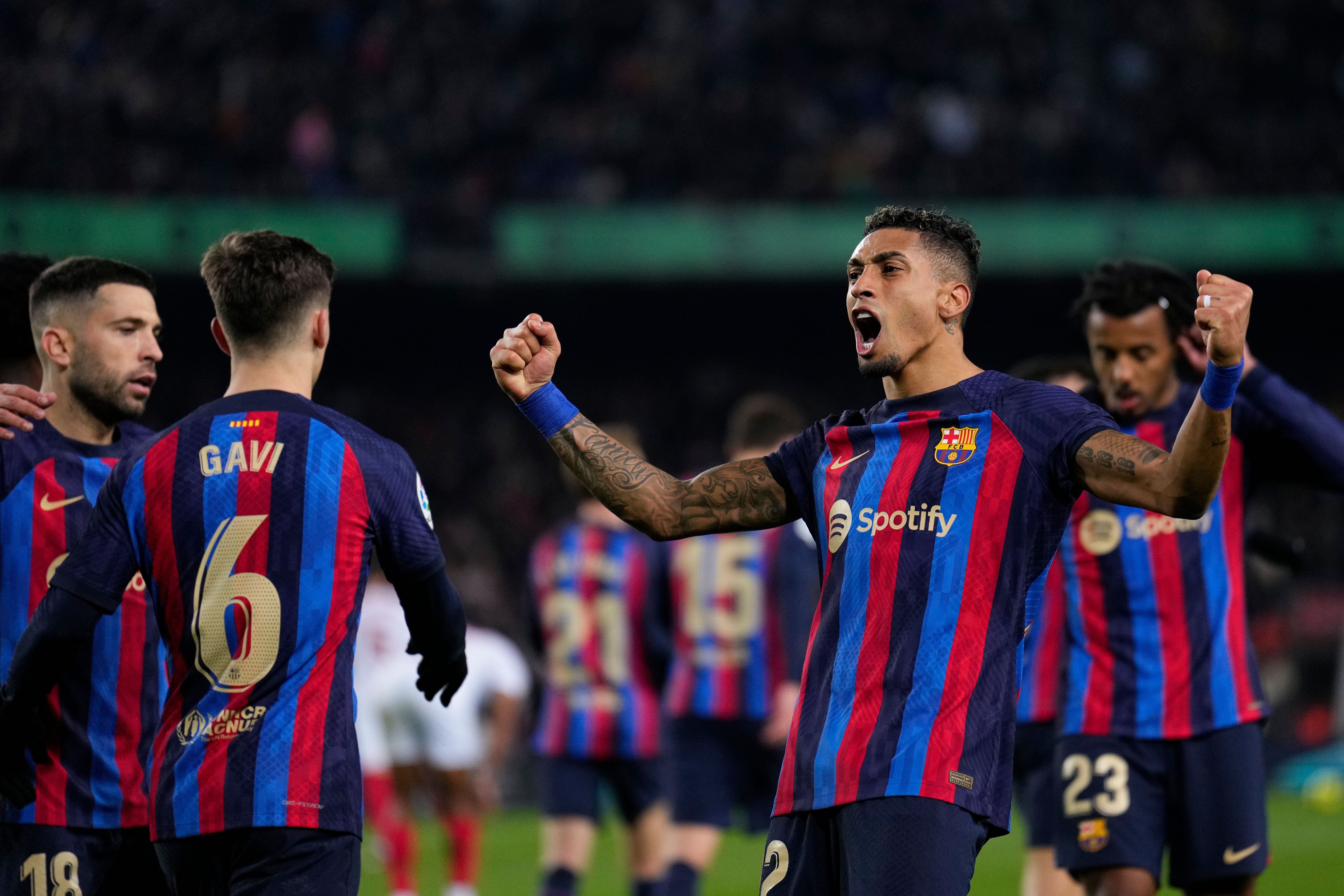Raphinha celebra su gol en el Barcelona-Sevilla (Foto: EFE).