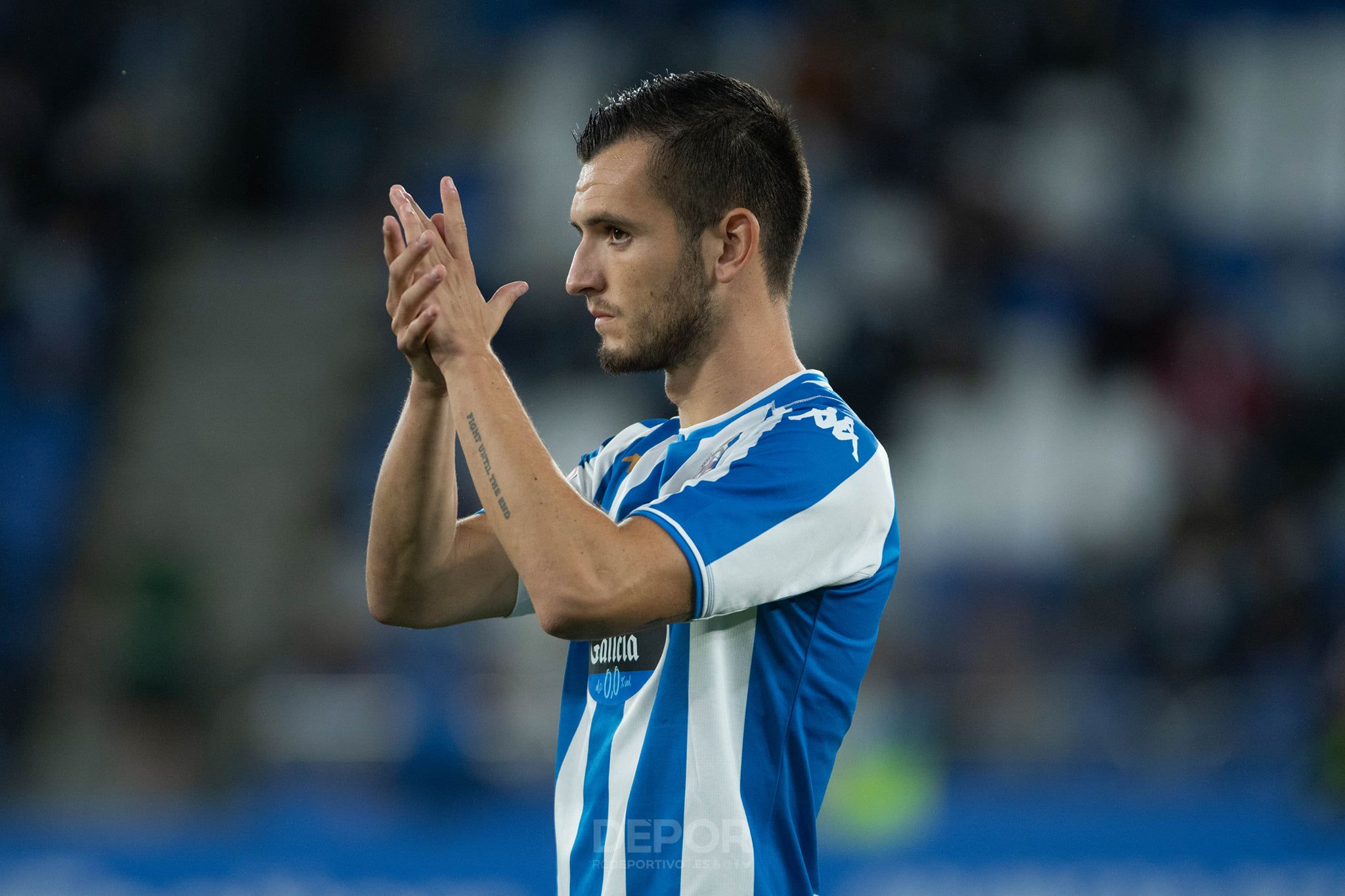  Adrián Lapeña, defensa del Deportivo.