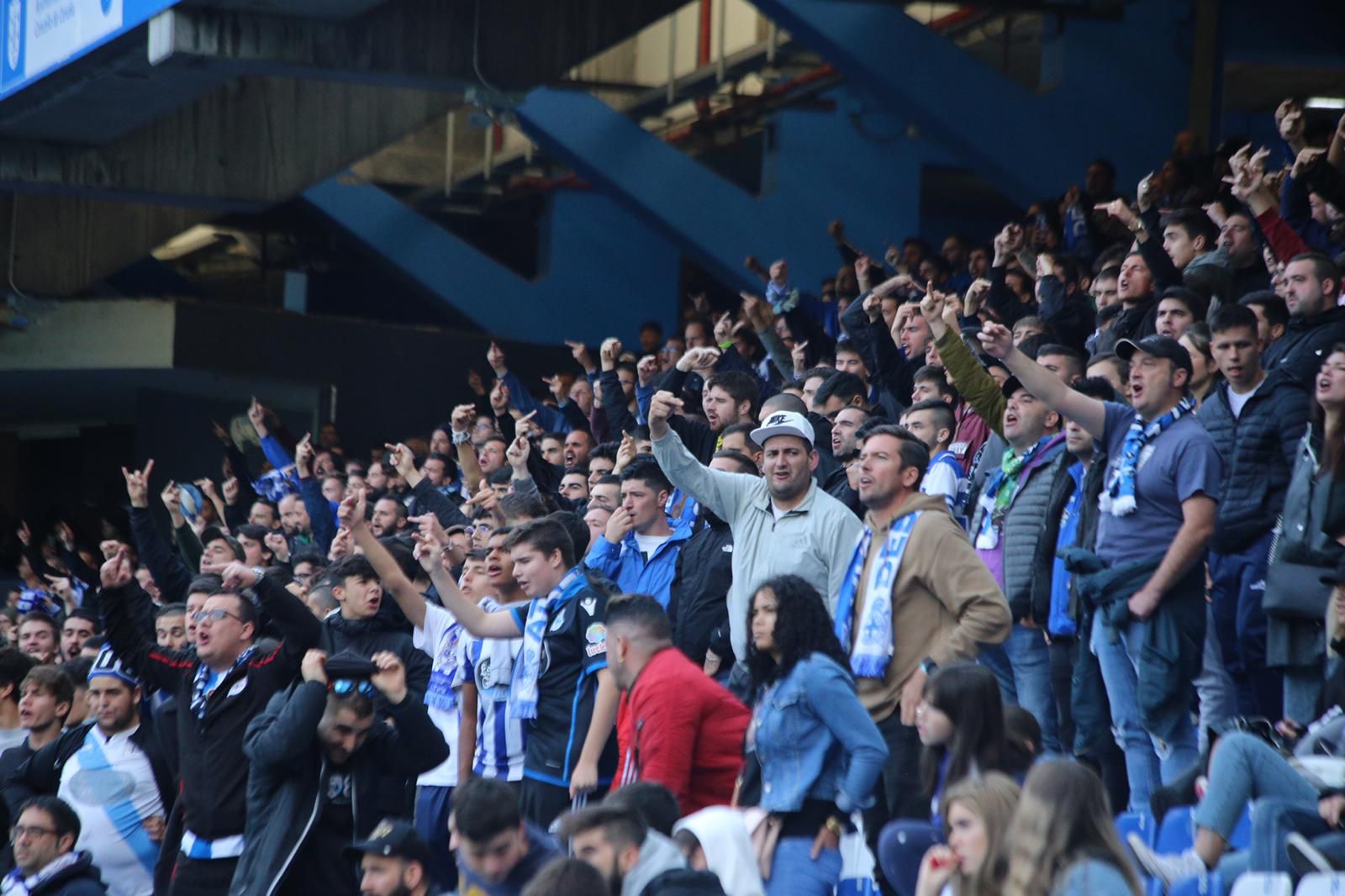 Aficionados del Dépor protestan en Riazor durante el partido contra el Málaga (Iris Miquel).